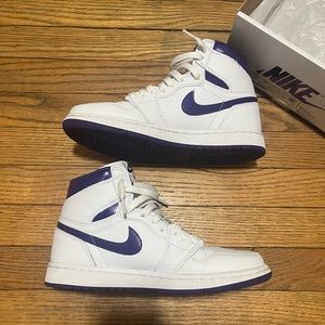 Women’s Jordan 1 High OG White/Court Purple size 7.5